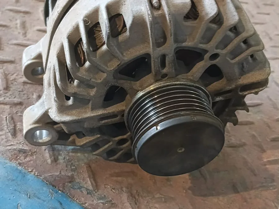 Alternador